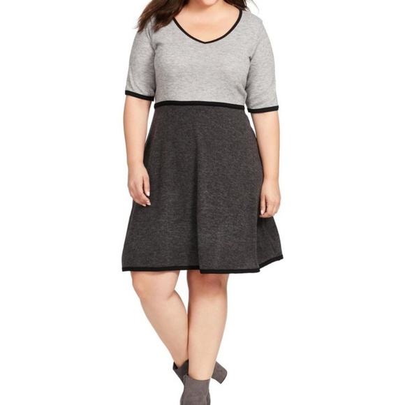 ❗5 For $2️⃣5️⃣ Bundle Sale❗️ Colorblock Fit And Flare Dress In Grey And Black - Picture 2 of 3